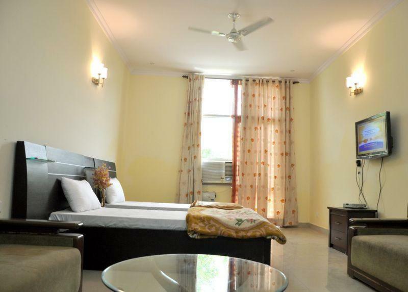 Hotel Home Stay Dwarka Deli Exterior foto