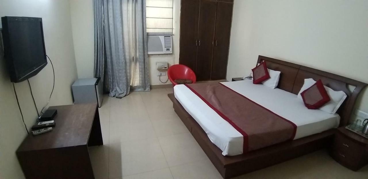 Hotel Home Stay Dwarka Deli Exterior foto